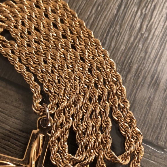 14kt Gold Plated Diamond Cut Rope Chain & Cross - Picture 6 of 16